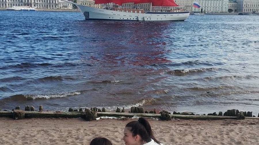 В Петербурге из-за «Алых парусов» вводят «сухой закон»
