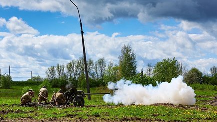 Военно-историческая реконструкция «Бой на подступах к Ленинграду» в семейном парке «Стальной десант»  — фото 6