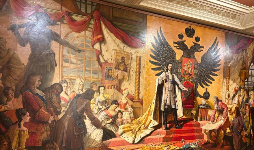 Уникальную коллекцию мебели и икон Александра Ебралидзе оценят на аукционе