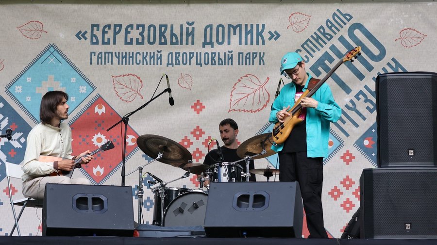 Фестиваль этно-музыки «Березовый домик»