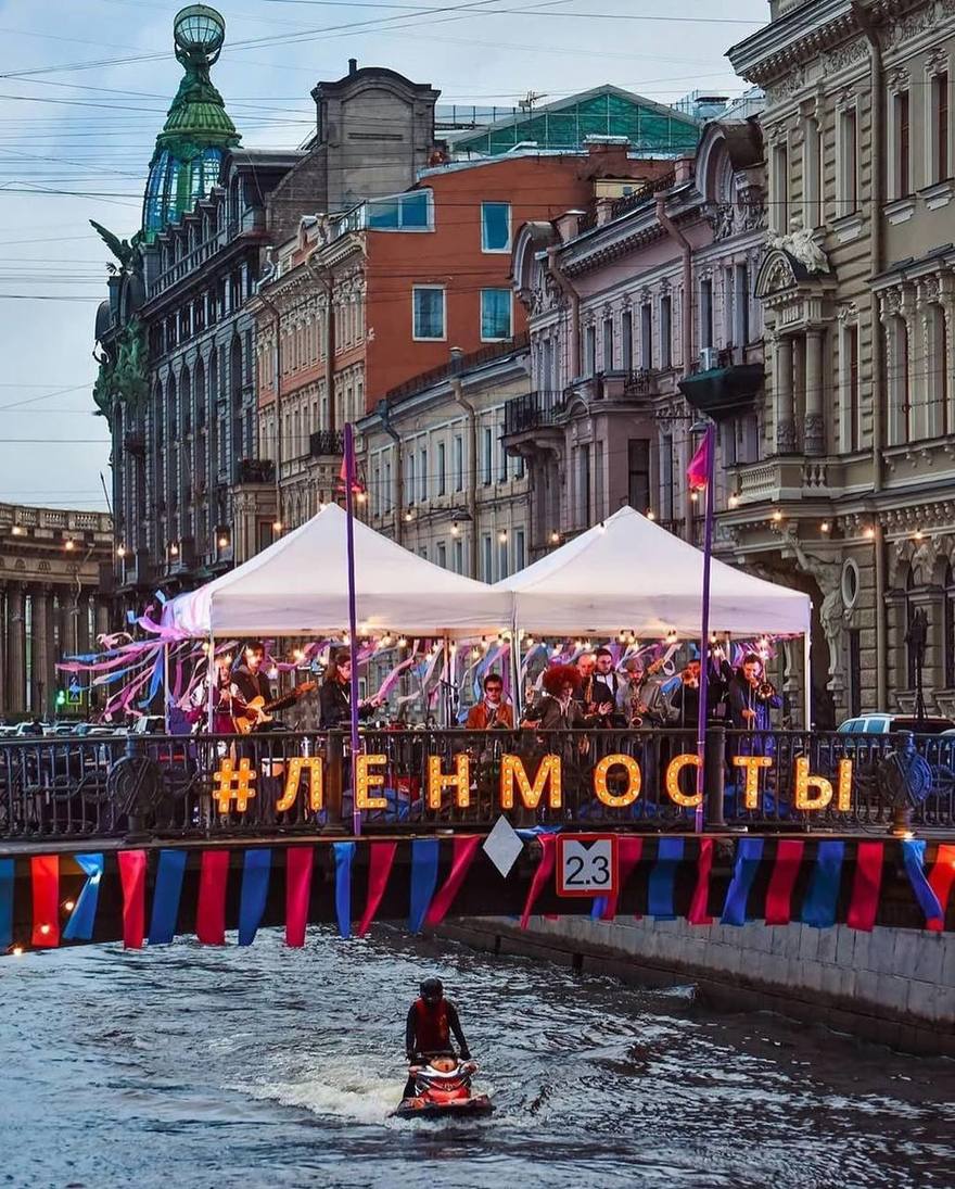 В Петербурге стартует фестиваль «Ленинградские мосты»