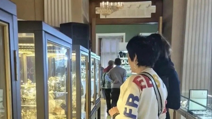 Ювелирная выставка-продажа «Сокровища Петербурга» 