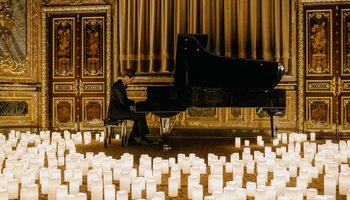 #В_СВЕЧАХ: шедевры классики, джаз и неоклассика в самых красивых особняках и дворцах Петербурга