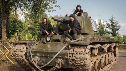Военно-историческая реконструкция боя Колобанова в семейном танковом парке «Стальной десант»  — фото 4
