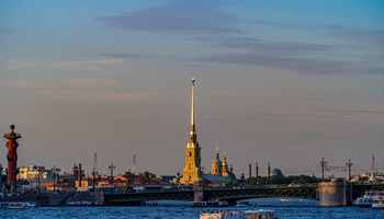 Обзорная экскурсия + Петропавловская крепость
