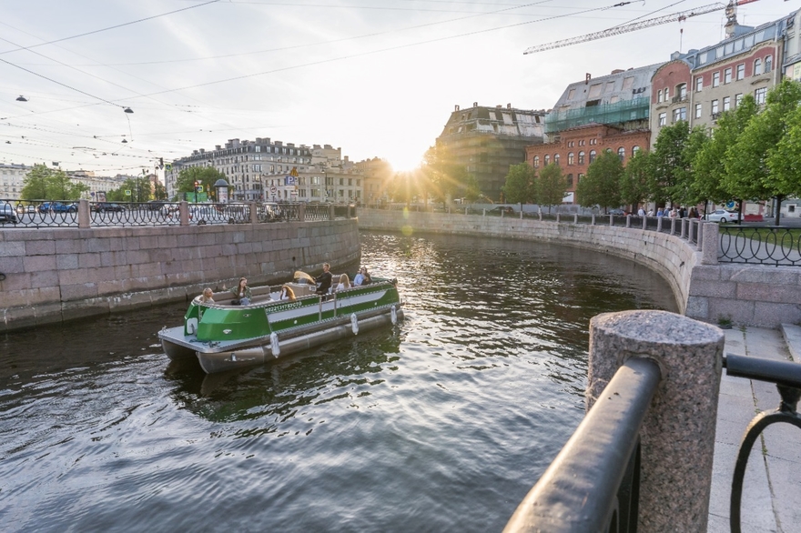 Вдоль Петроградки - водная прогулка в мини-группе до 11…