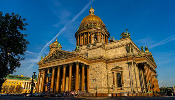 Обзорная экскурсия по Петербургу + билеты на колоннаду…