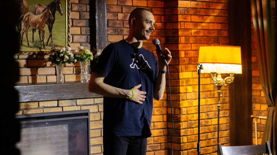 Stand up в темноте