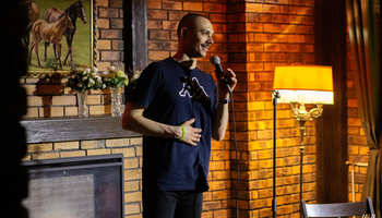 Stand up в темноте