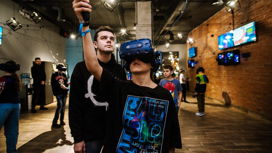 Клуб виртуальной реальности MIR VR