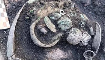 В Ленобласти нашли средневековый клад весом больше двух килограммов