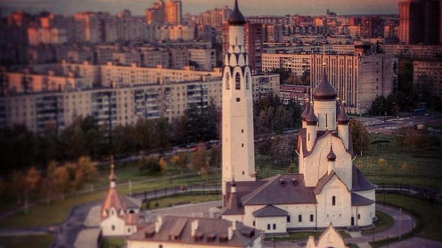 Прогулки по окраинам: Веселый поселок