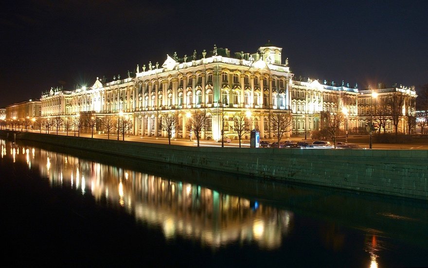 Самые красивые здания с подсветкой