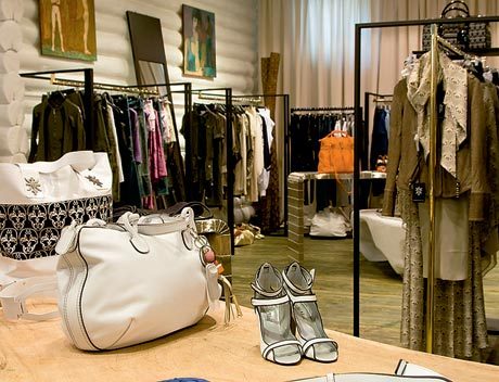 Барахолка дизайнерских вещей Boutique Sale