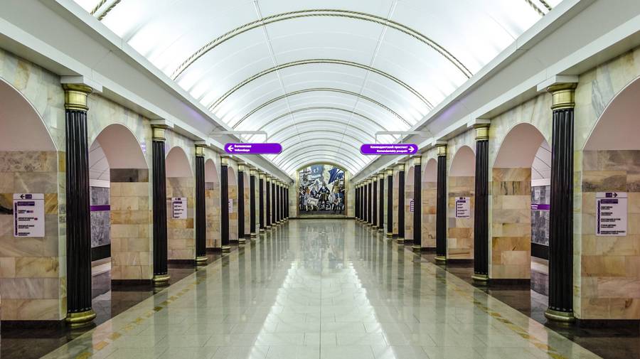 Почему петербургское метро такое глубокое?