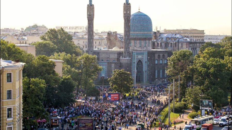 Завтра утром станция метро «Горьковская» будет закрыта на вход