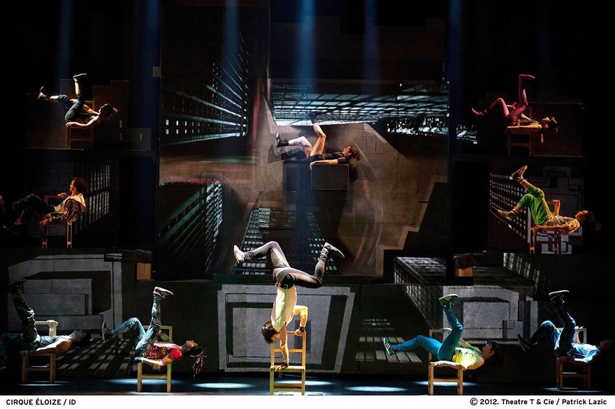 Шоу iD от Cirque Eloize и Cirque du Soleil