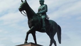 Памятник Карлу Маннергейму