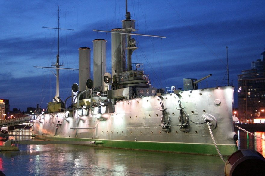 Крейсер «Аврора» отправится на ремонт в сентябре