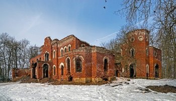 Самые красивые руины вокруг Петербурга