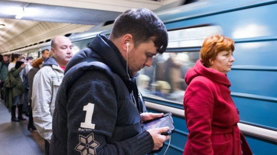 На Калужско-Рижской линии метро официально запустили Wi-Fi