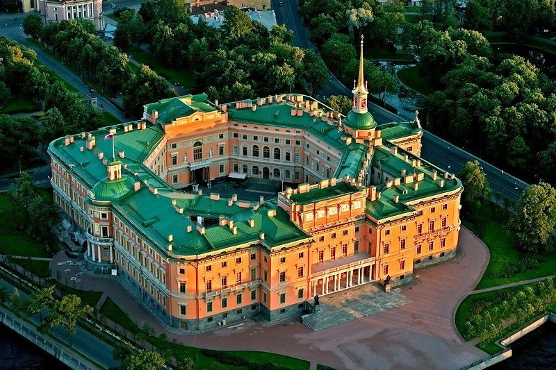 Михайловский замок
