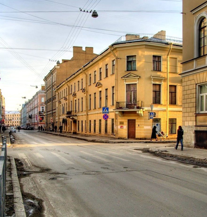 Фонарный переулок