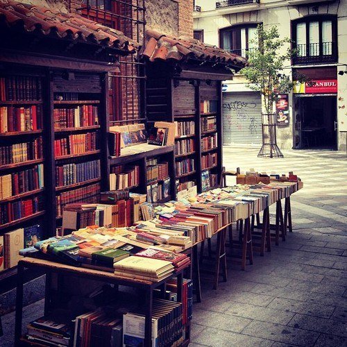 Книжно-бумажный фримаркет пройдет сегодня на Покровке