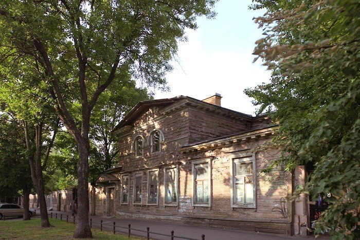 «Витаминная» аптека и особняк Бремме