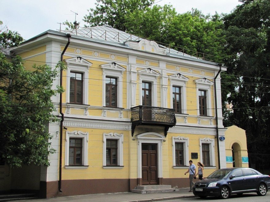 Городская усадьба Суровщикова