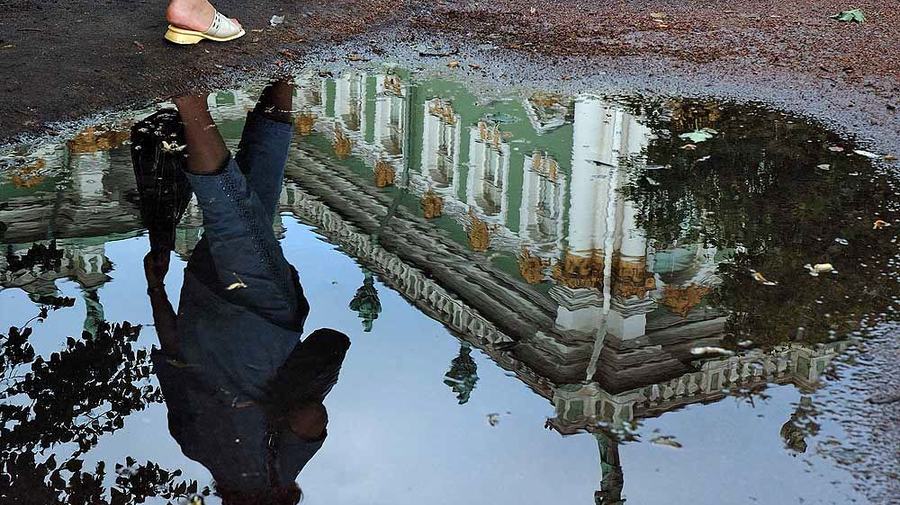 Активисты движения «Красивый Петербург» предлагают дать лужам имена