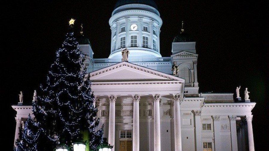 Сегодня в Хельсинки установят главную рождественскую елку страны