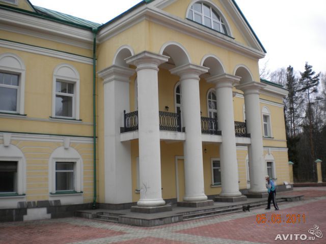 Особняк с театром и гримеркой