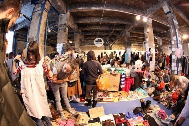 Garage Sale в «Этажах»
