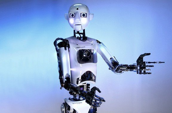 Петербуржцы могут пообщаться с роботом-гуманоидом в Русском музее