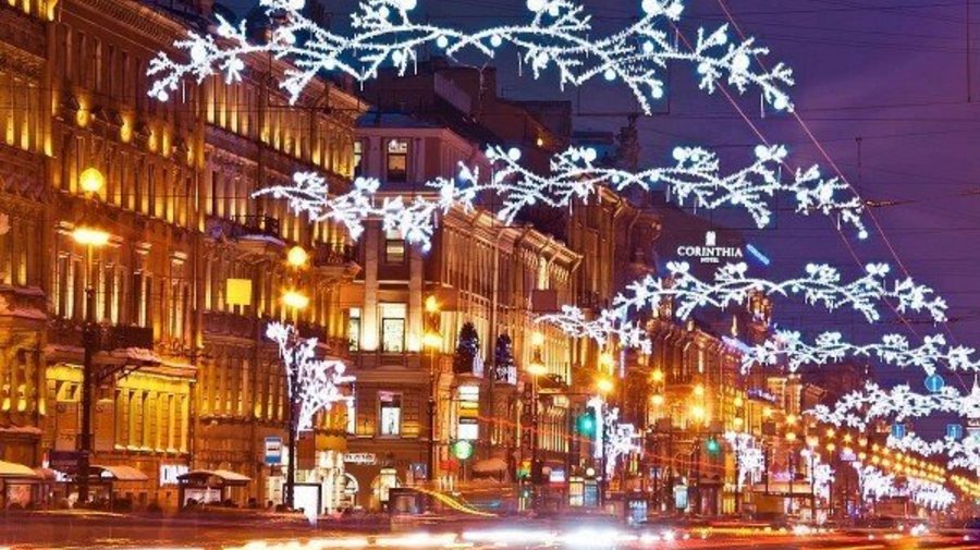 Петербург засияет благодаря новым уличным светильникам