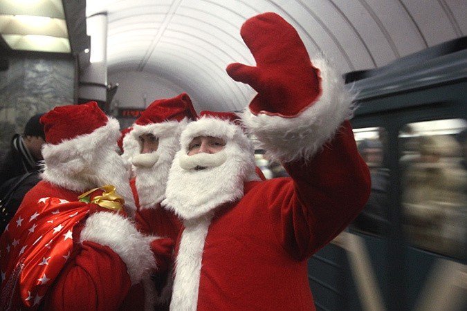 На Новый год и Рождество метро будет работать до 2 часов ночи