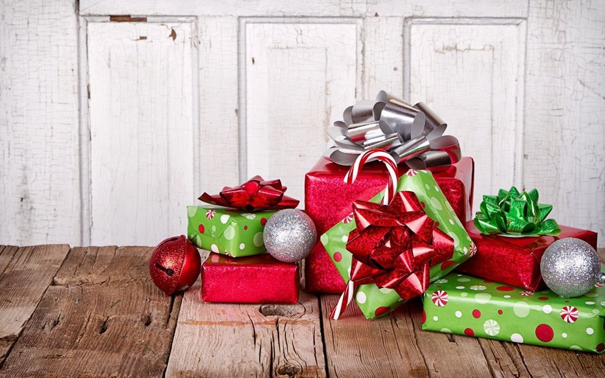 10 мест, где можно купить интересные и оригинальные подарки к Новому году