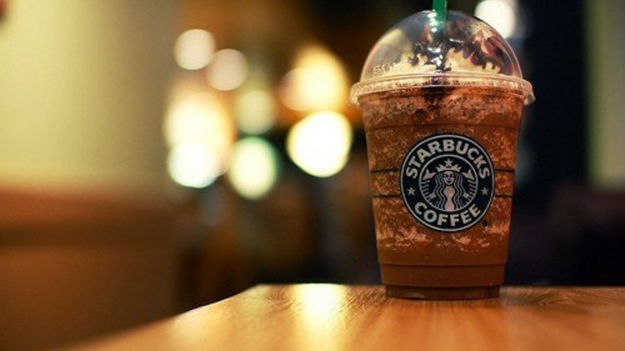 В Starbucks угощают ароматным кофе за 1 рубль