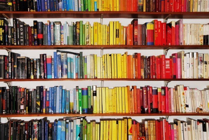 Распродажа книг издательства Ивана Лимбаха в «Порядке слов»