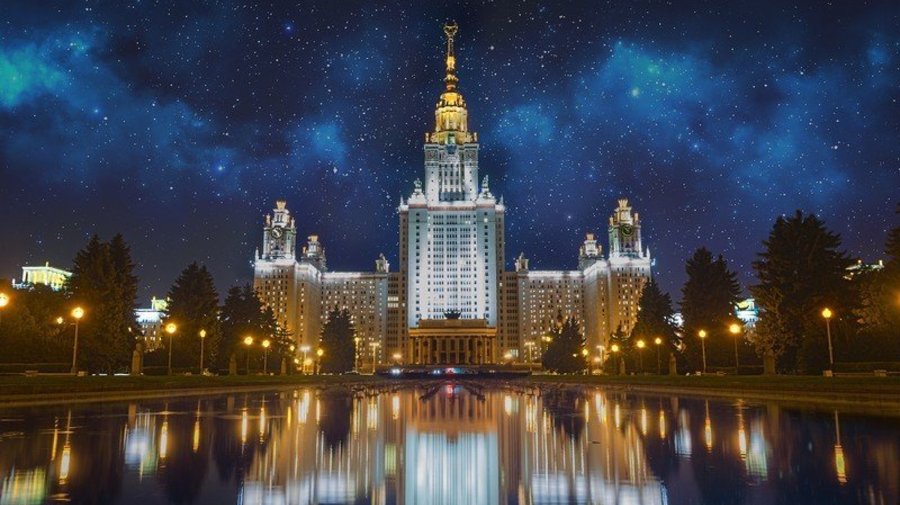 Выставка «Московский университет-260. Страницы истории»