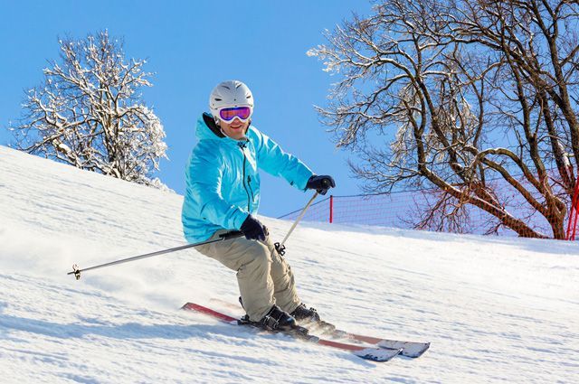 Бесплатно покататься на лыжах можно на Поклонной горе