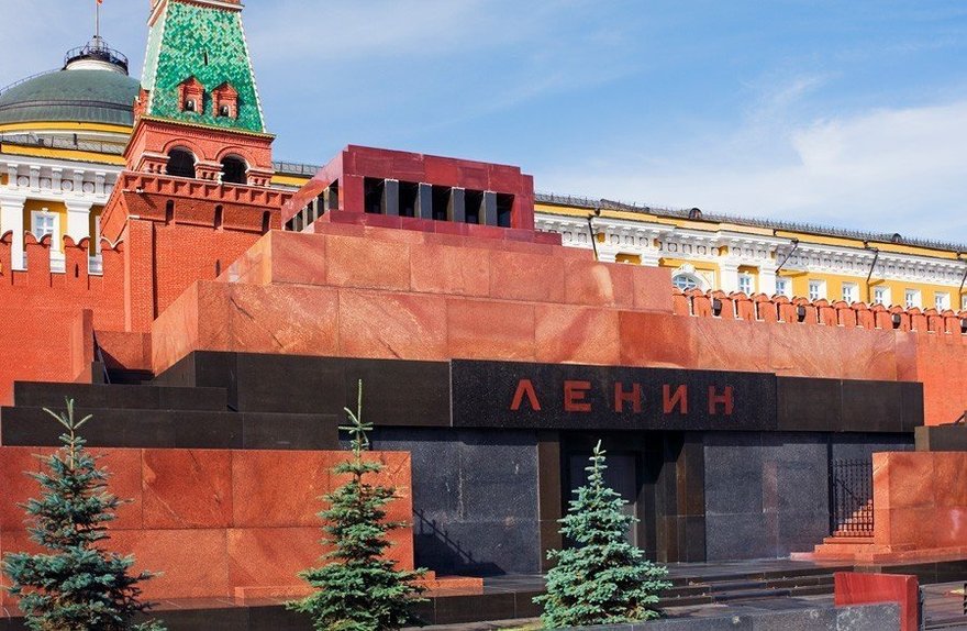 Мавзолей Ленина закрыли для посетителей 