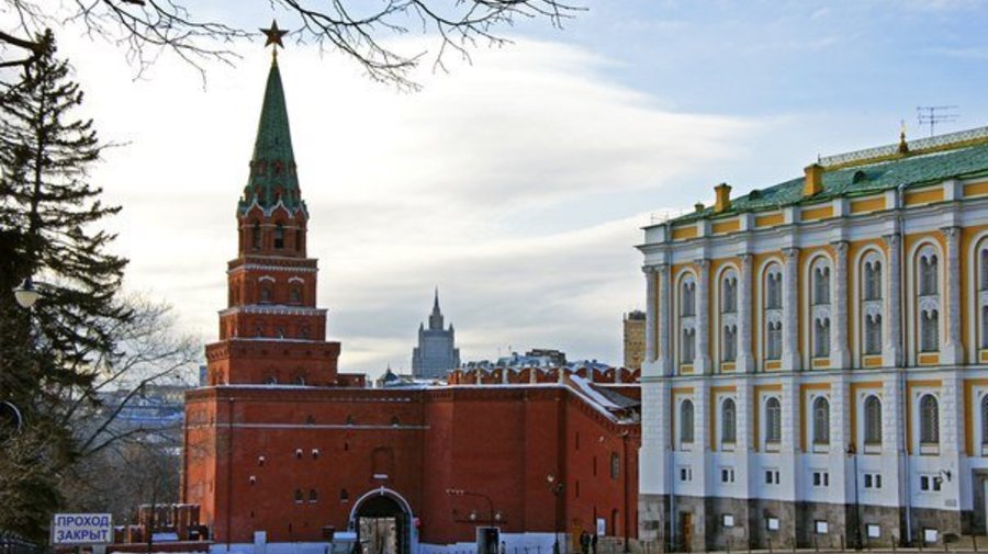 На Боровицкой башне Кремля нашли самый старый герб России