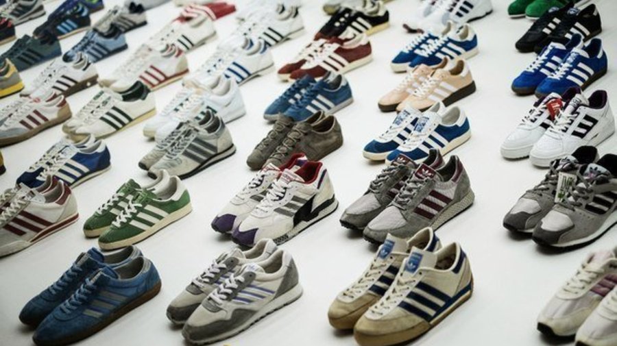 Масштабная выставка кроссовок от Adidas