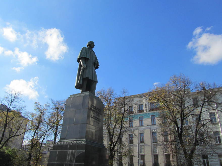 Историческая прогулка по Гоголевскому бульвару 