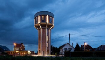 7 исторических водонапорных башен Петербурга и области