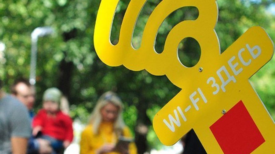 Весь Петербург покроют бесплатными сетями Wi-Fi
