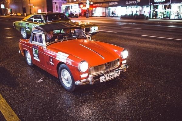 Ралли ретро-автомобилей «Огни Москвы»