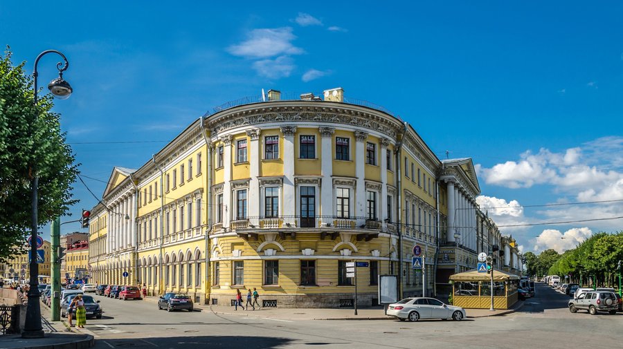Дом Адамини